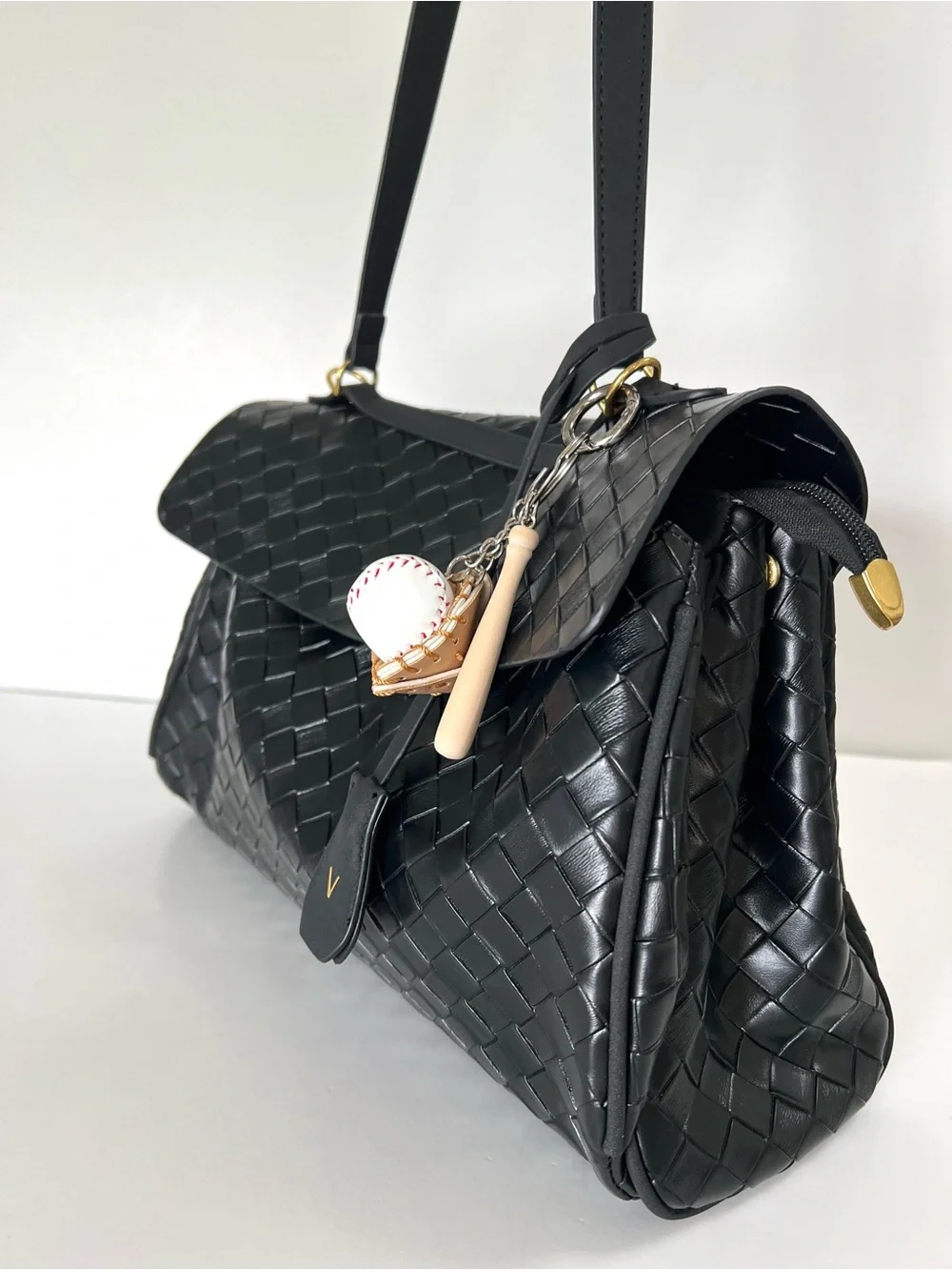 Vovia Bags Ciara Vintage Woven Shoulder Bag & Card Coin Pouch